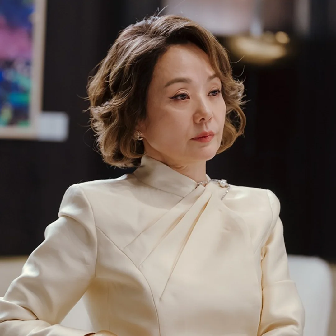 情緒穩、最不容易「散財」的3星座！處女精打細算超理性，「這位」遇低潮也絕不靠購物紓壓