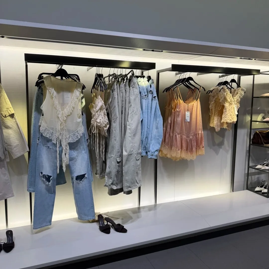 ZARA內行人盤點「廉價單品清單」再便宜也別買:成套褲裝、襯衫⋯買之前看「這細節」是選物關鍵!