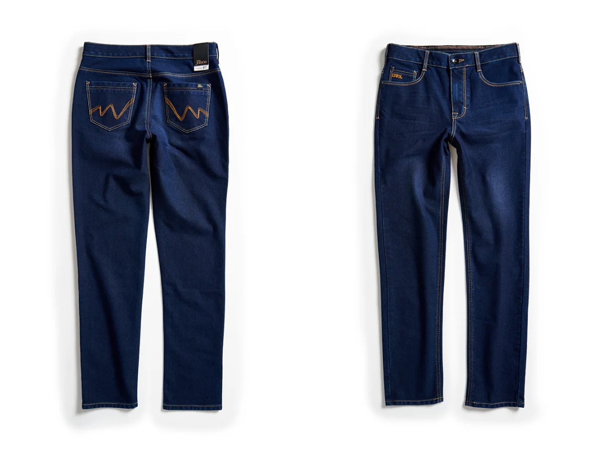 EDWIN JERSEYS 冰河玉高腰丹寧錐形迦績褲，NT.3,690
