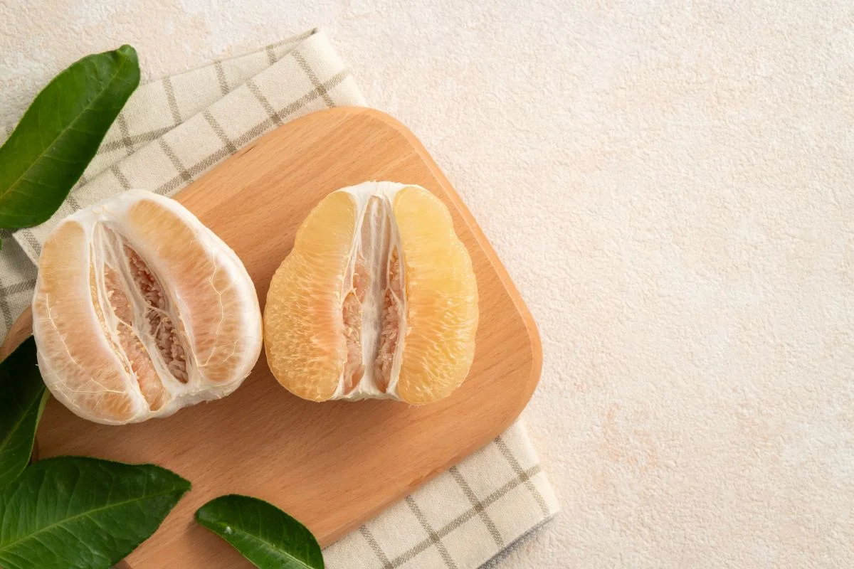 Gallery - Bưởi rất giàu vitamin C, thích hợp cho Tết Trung Thu! Các chuyên gia dinh dưỡng cảnh báo 6 nhóm người nên thận trọng khi ăn bưởi, và cần lưu ý khi ăn bưởi sau khi dùng 7 loại thuốc - image 3