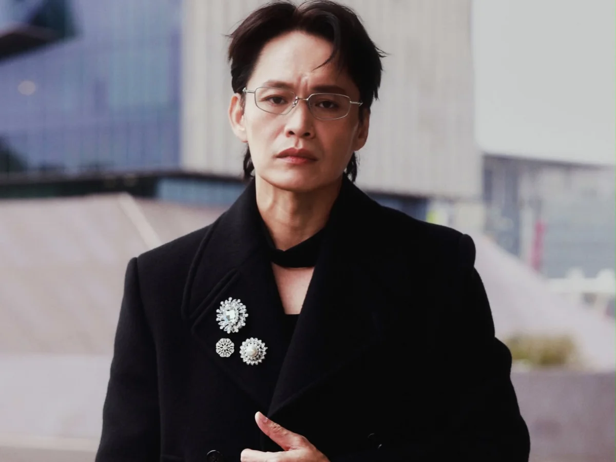 黃鐙輝金鐘獎上台脖子異常凸起引關注！老婆萁萁坦言：已就醫追蹤