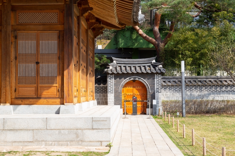 國內外暑假旅遊機酒優惠一覽！住飯店高鐵票價只要7折、韓國五日韓機票不用6千