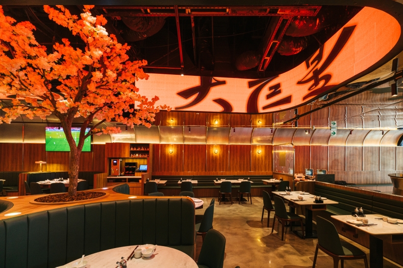 台北大巨蛋周遭特色餐酒館3選！金色三麥「SPORTS NATION」自助打酒牆實現飲酒自由