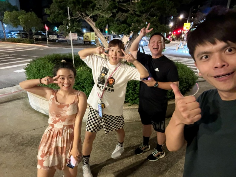 蔡阿嘎突發表不自殺聲明!粉絲、Dcard網友憂因公佈「蘿拉事件始末」恐遭不測