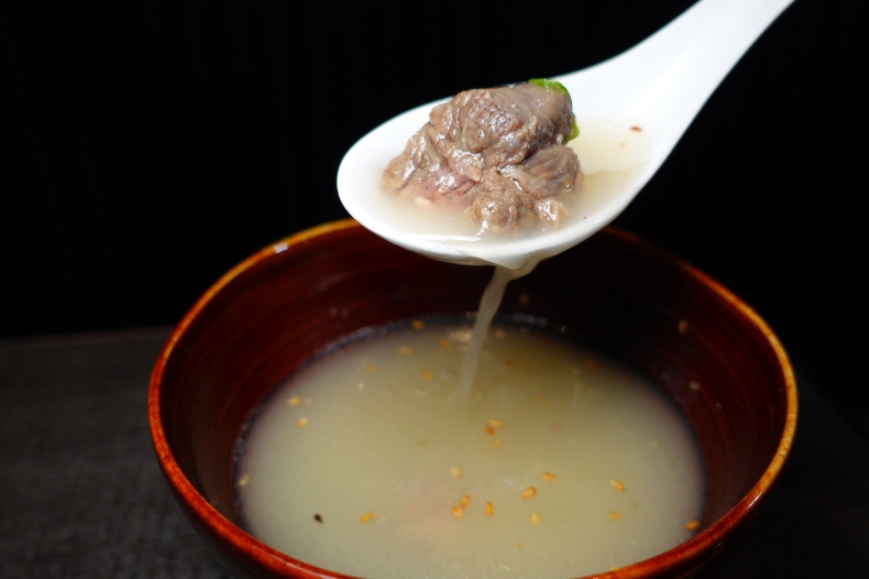 台中「燒肉本氣」新址重新開幕！星廚Sam推薦橫膈膜、烤豬舌跟生牛肉刺身必點
