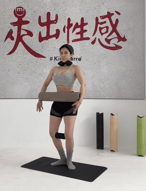 KIMIKO老師示範:KimiBarre「C字夾」2分鐘瘦手臂 2分鐘瘦肚子、瘦大腿、瘦手臂!KIMIKO傳授打薄身材最有效「C字夾」