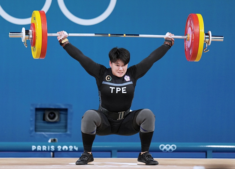 2024巴黎奧運/陳玟卉舉重跨級挑戰71公斤級排名第六、美國選手輕鬆舉起262公斤掛金