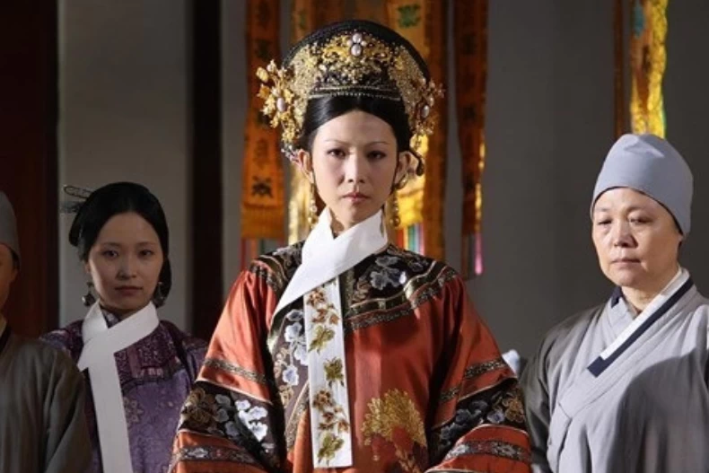 《甄嬛傳》女配角：烏拉那拉&middot;宜修（蔡少芬 飾演）