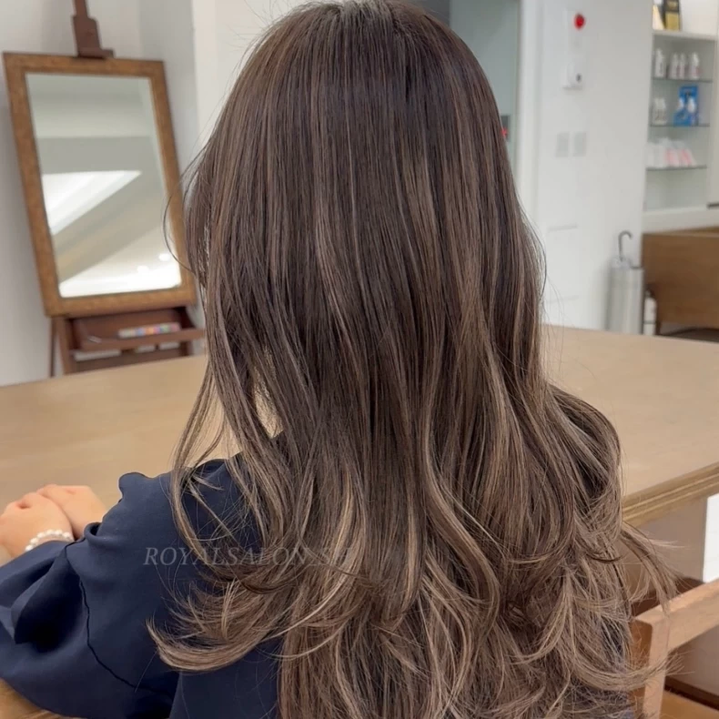 royalsalon_xsxh_1712277906_3339151557412806367_56570020623