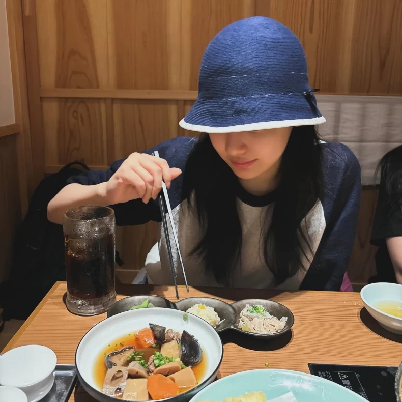 寧寧的減肥方法1:細嚼慢嚥