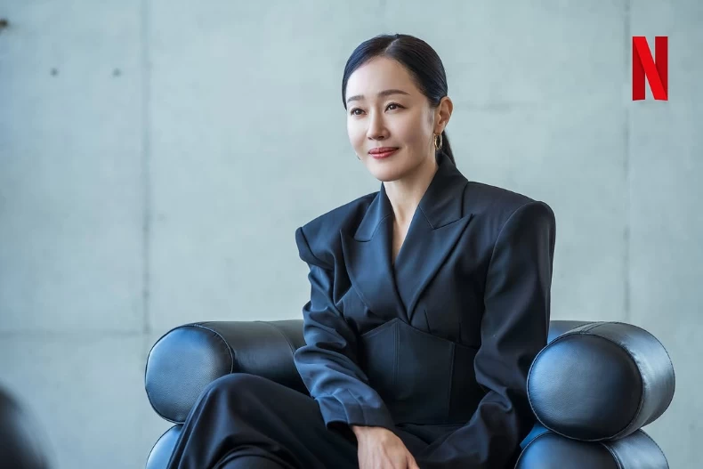 《一箱情緣》配角陣容:嚴志媛 飾 李善