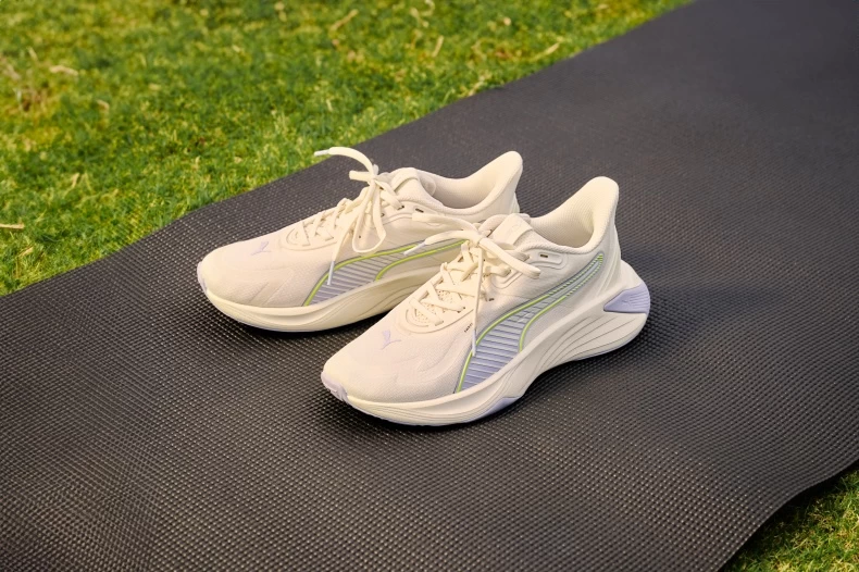 ASICS健走鞋