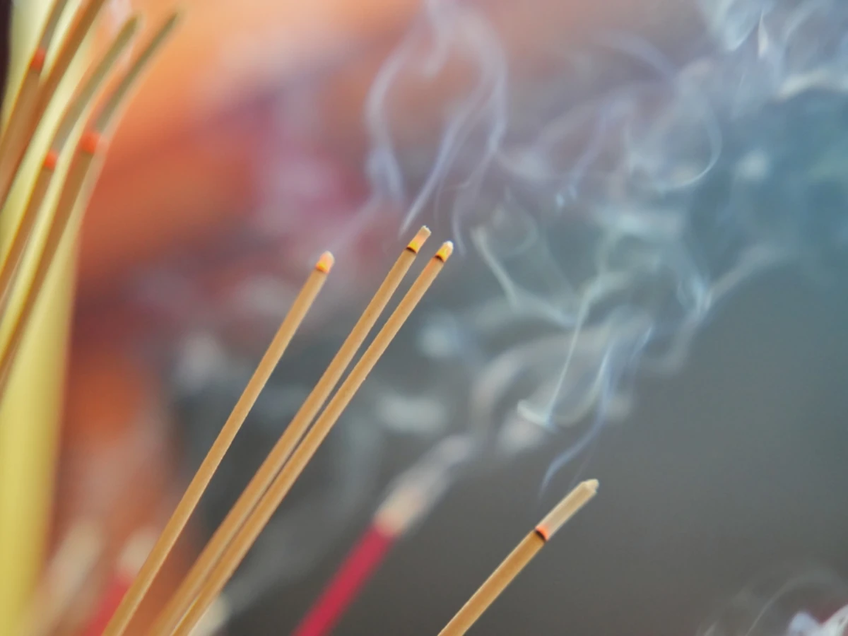 立秋禁忌習俗1.祭拜土地公
