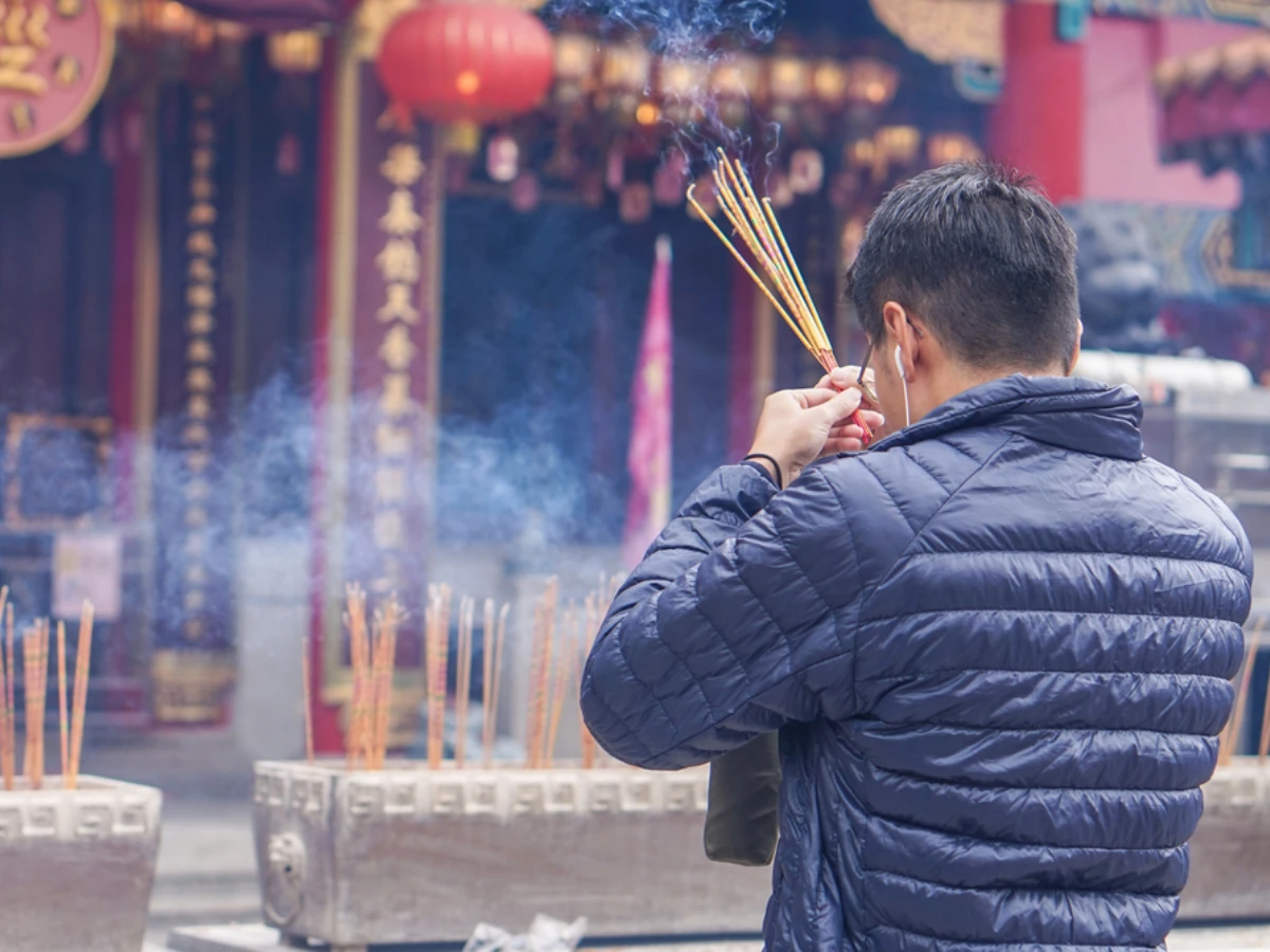 瞭解拜月老供品、擇偶清單以及流程後,隨時都能出發拜月老嗎?