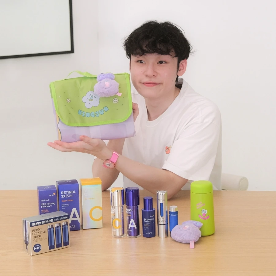 MIRAE未來美×KINGJUN聯名系列正式登場,超萌吊飾、保溫杯、野餐墊限量登場,引爆秋季最療癒保養風潮。