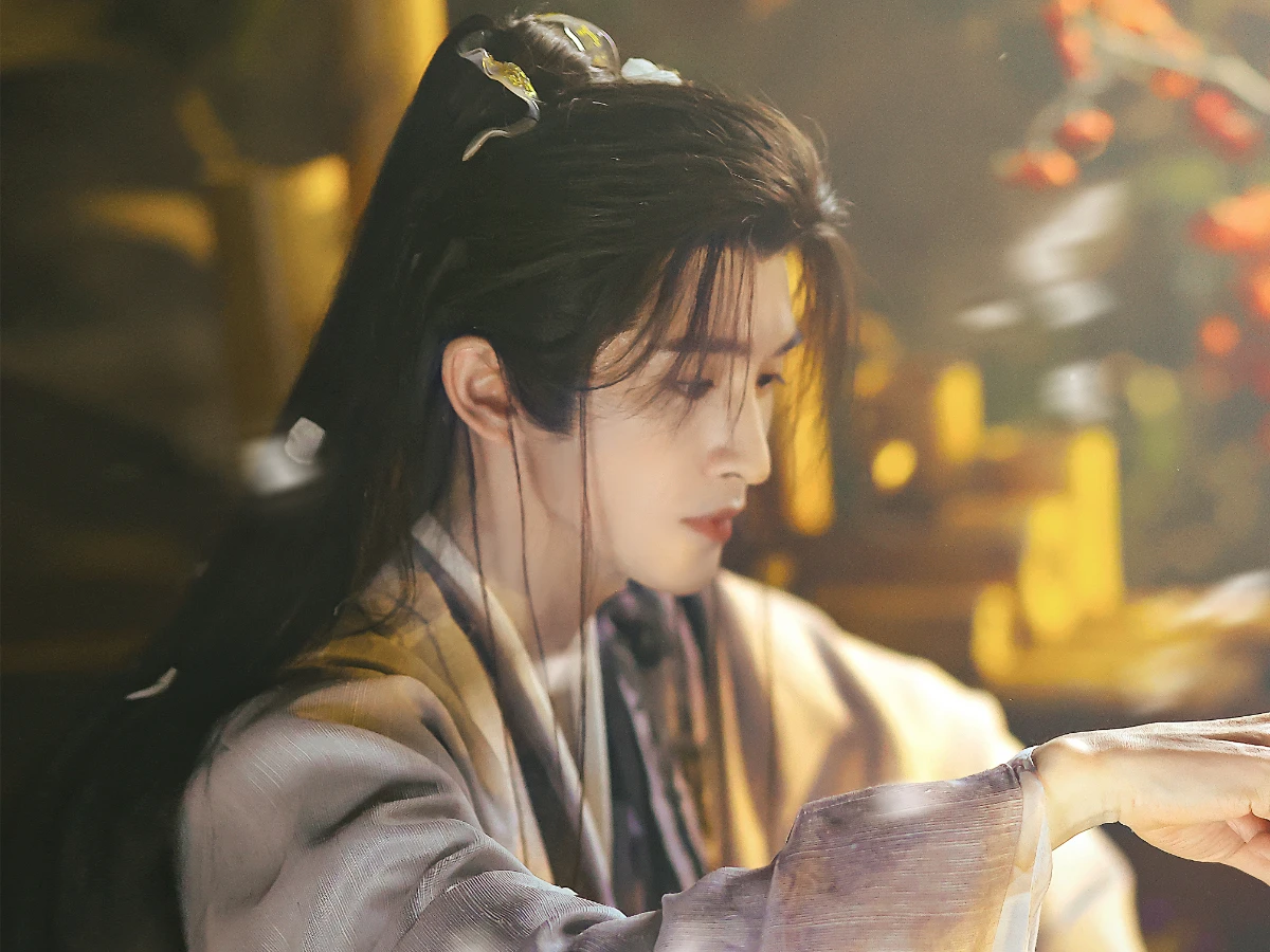 男主角:張雲龍 飾 蕭逸寒