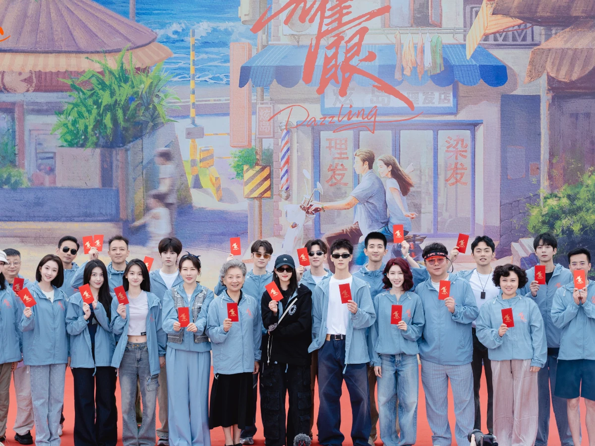 劇情亮點6.《致我們暖暖的小時光》導演×《夏至未至》編劇