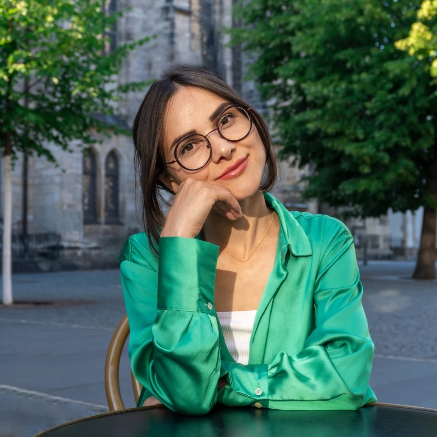 shutterstock_2181025281 shutterstock_2181025281