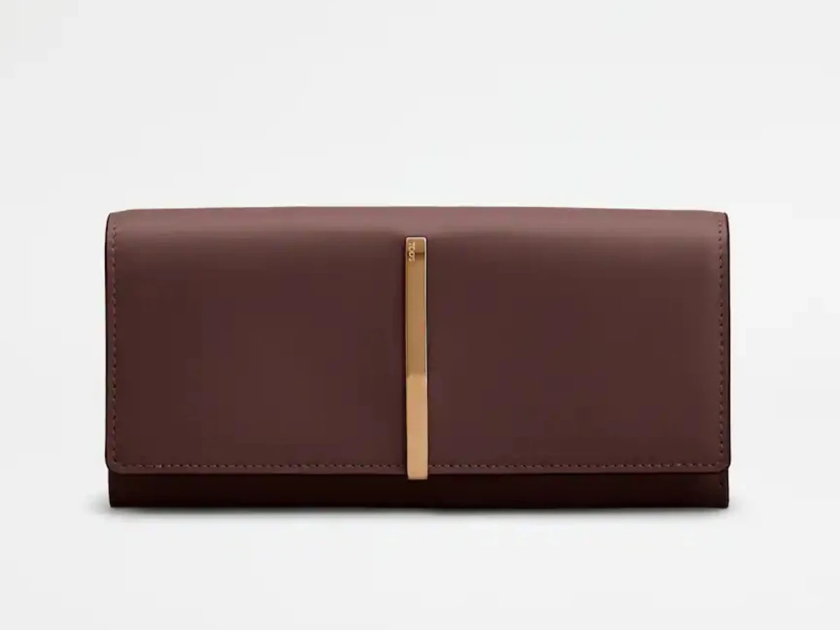 TOD'S Wallet in Leather，價格店洽