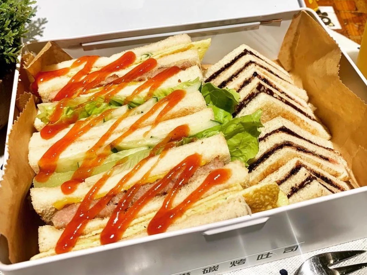 阿貓碳烤吐司