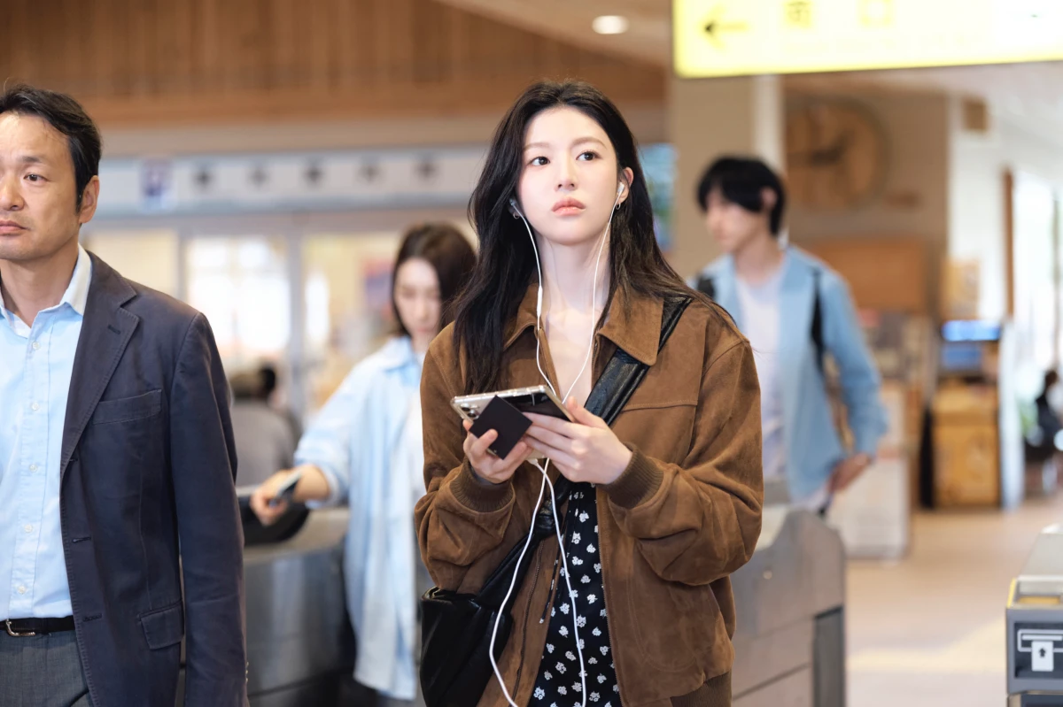Netflix韓劇《愛情怎麼翻譯？》高允貞香奈兒、同款推薦