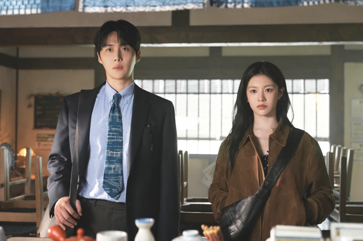 Netflix韓劇《愛情怎麼翻譯？》高允貞香奈兒、同款推薦
