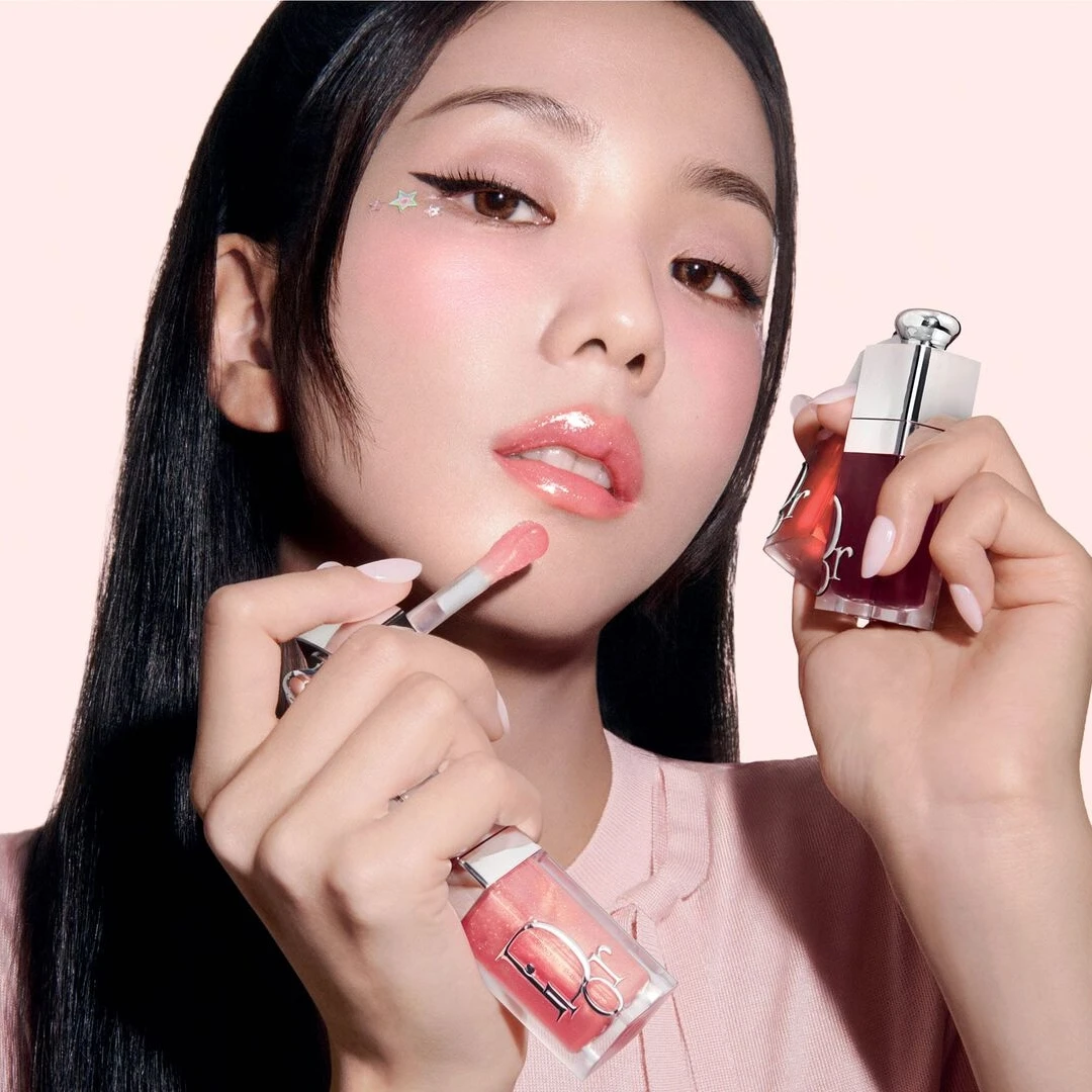 2026口紅推薦！YSL、DIOR專櫃唇膏熱賣色公開，寶雅、屈臣氏開架口紅這樣買不踩雷
