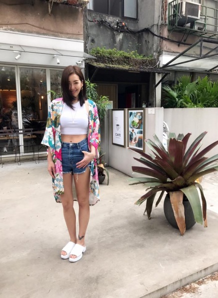 路嘉怡 MSGM NT16800 - 路嘉怡_ MSGM_NT16800.jpg 路嘉怡_ MSGM_NT16800.jpg