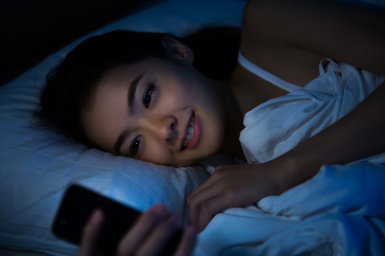 shutterstock 350328635 - shutterstock_350328635.jpg 睡覺也能瘦?這樣睡好睡滿讓妳直接比別人瘦五公斤!