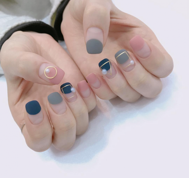 B - B.png 指甲換秋裳,氣質系「莫蘭迪色」成新寵