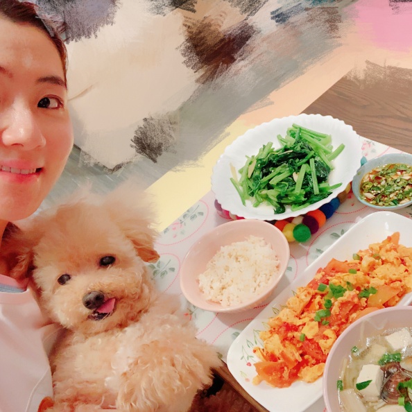 Selina餐餐吃飽沒復胖，坐著腹部零贅肉！4招健康瘦秘訣