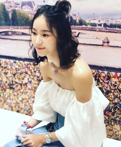 aviis zhong 38654510 2023485337962795 4946991310612463616 n - aviis_zhong_38654510_2023485337962795_4946991310612463616_n.jpg 郭雪芙、潤娥都這樣剪!2018秋冬女星都在剪的中短髮!仙氣外露還超時尚