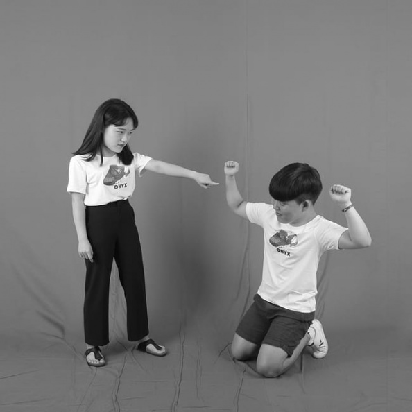 一般情侶照OUT！韓國情侶都「搞怪曬恩愛」請把這4招傳給另一半！