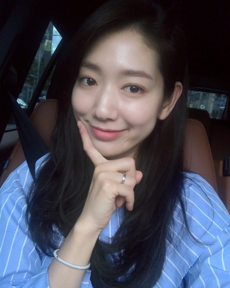 ssinz7 37097174 1327759000693531 3002579669192015872 n - ssinz7_37097174_1327759000693531_3002579669192015872_n.jpg 朴信惠、IU都這髮色!免漂免染!秋冬就是要「時尚黑」!