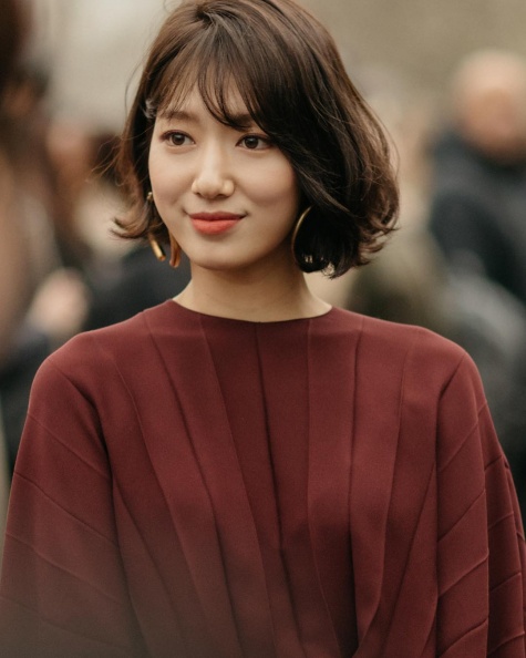手殘也能學會！女韓星最愛4編髮：浪漫馬尾、仙女辮…秀智、朴敏英都這樣綁