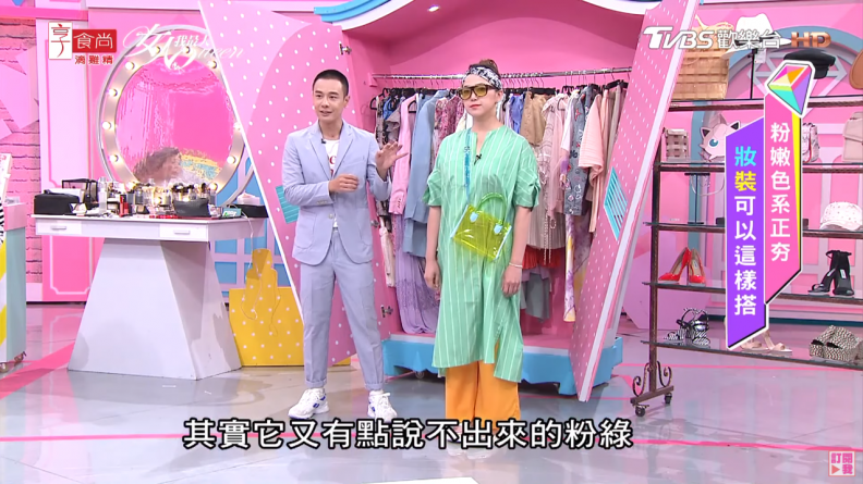 小嶼示範！溫暖高彩度搭配，讓妳化身日系時尚辣媽 