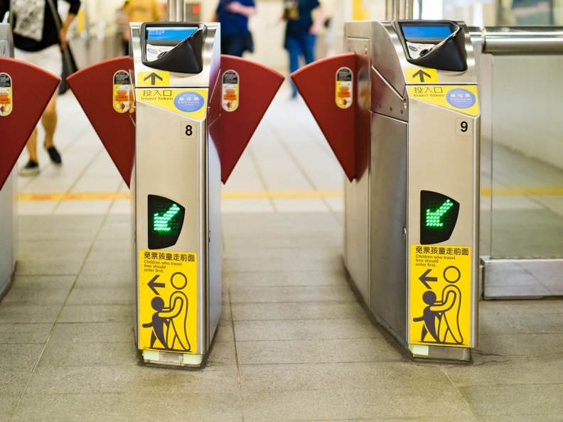 2020年手機變身悠遊卡,一指就能買1280定期票、查詢消費超方便
