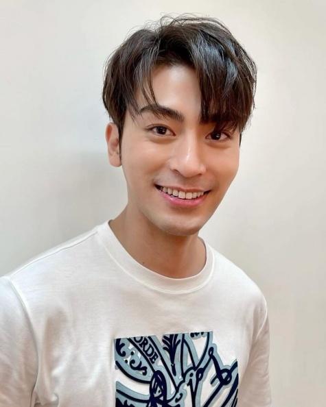 型男鮮肉裸肌獻身，粉絲直呼想被「他」打
