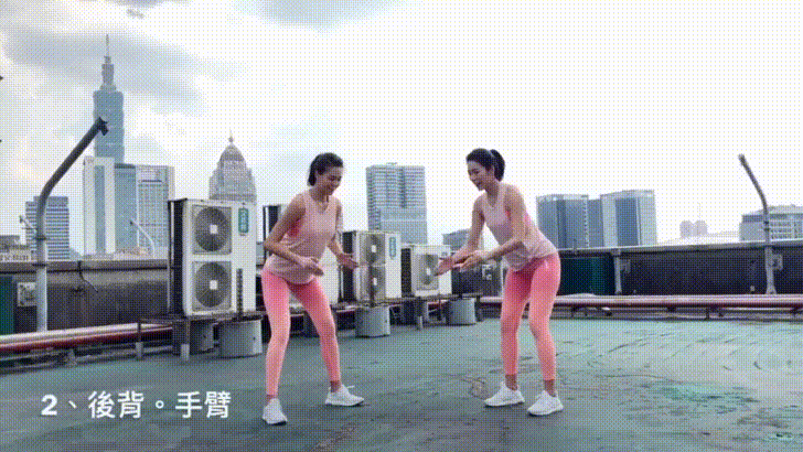 一條彈力帶就能有效瘦手臂！這麼簡單怎麼沒早發現?
