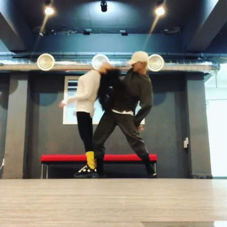 5dvgoF1 - Imgur - 5dvgoF1 - Imgur.gif 就算全世界反對也想守護!泫雅和E’Dawn相信幸福會繼續下去