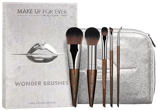 MAKE UP FOR EVER幻銀雪光製愛刷具組 推薦價2,800 - MAKE UP FOR EVER幻銀雪光製愛刷具組 推薦價2,800.jpg 編輯來放火!錯過週年慶你還有下殺2折的耶誕優惠可以買!