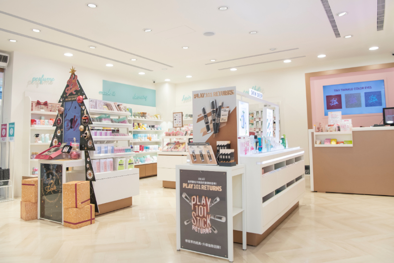 大家都在瘋高雄！來去ETUDE HOUSE 新崛江的旋轉牆，狂拍網美照