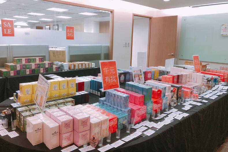 FotoJet (1) - FotoJet (1).jpg 要瘋了!梵克雅、JIMMY CHOO、Dunhill,精品男女香水、包包特賣2﹒1折起