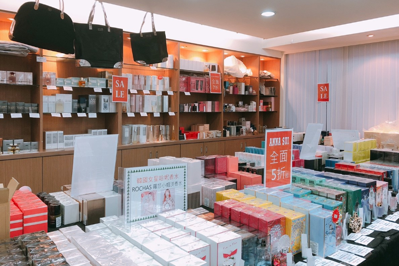 FotoJet (3) - FotoJet (3).jpg 要瘋了!梵克雅、JIMMY CHOO、Dunhill,精品男女香水、包包特賣2﹒1折起