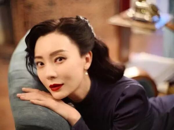Amazing！學會這招，再失寵的春夏色口紅你都能重新愛上它