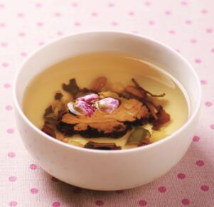 子宮最怕冷！女中醫說喝「這杯」茶飲暖宮，月來月舒適
