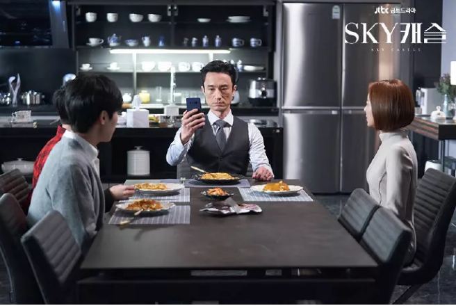 收視超越《鬼怪》！《天空之城》結局網友熱議，原來一開始就埋伏筆﹒﹒﹒