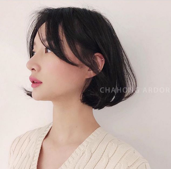 2019韓妞都在剪「修修臉瀏海」！剪完不但顯臉小還秒變嫩妹