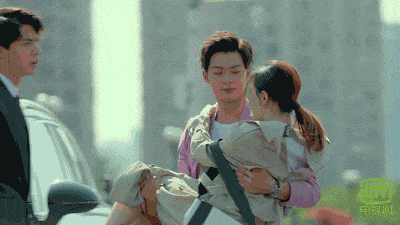 s-14245918-1553236126 - s-14245918-1553236126.gif 2019春季首播的5部高甜陸劇總盤點!放假就追劇追到爽吧~