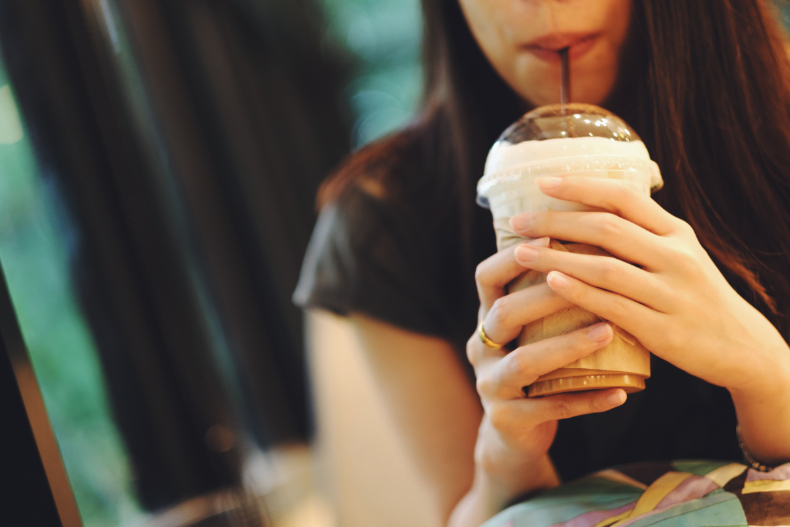 喝低糖飲料會瘦「都是騙人的」？美研究：這原因讓你越喝越胖